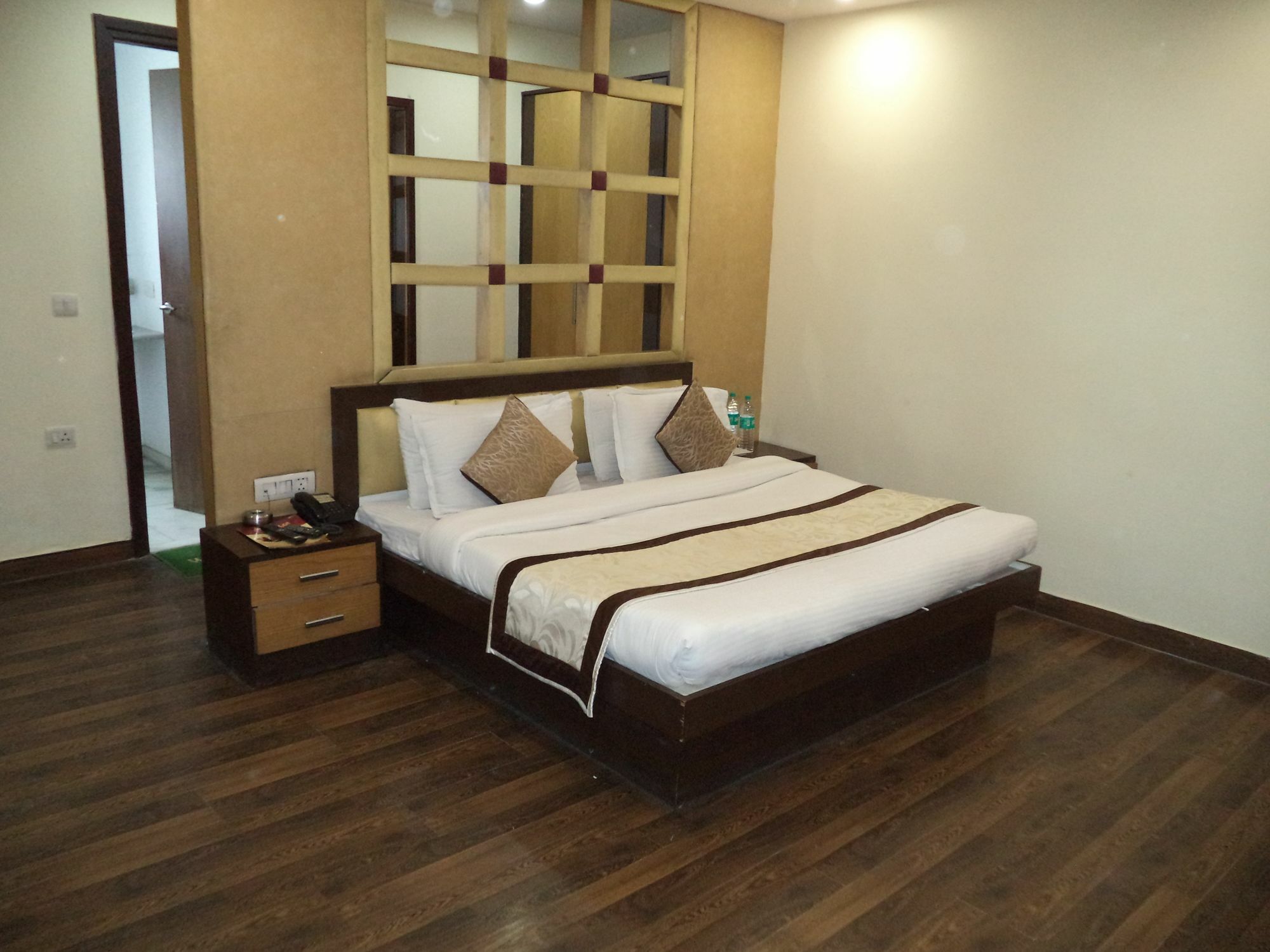 Hotel O Kochar Plaza Delhi (National Capital Territory of India) Exterior foto